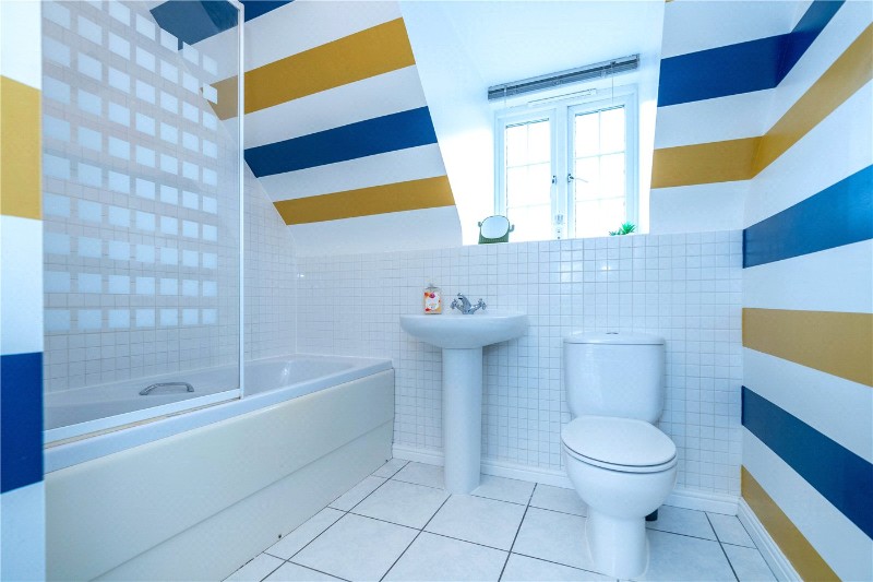 Holloway Avenue, Bourne, Lincolnshire, PE10