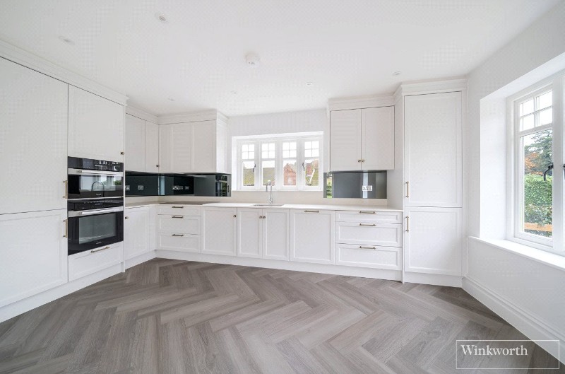 Linnet Drive, Sunningdale, Berkshire, SL5