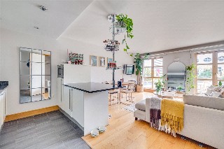 Farm Lane, London, SW6