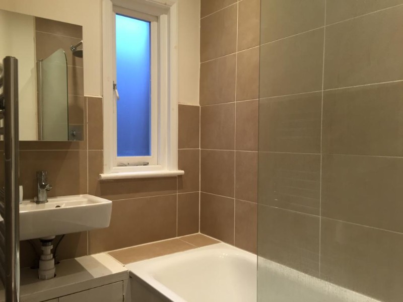 Rathcoole Avenue, Crouch End, London, N8