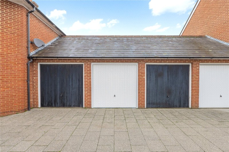 Kirbys Lane, Canterbury, Kent, CT2