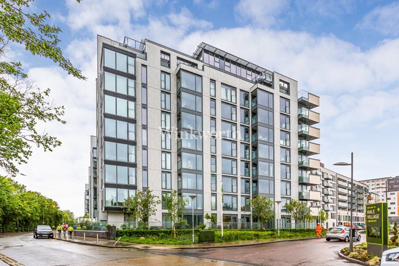 Lapwing Heights, Waterside Way, London, N17