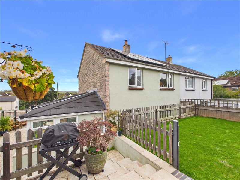 Godfreys Gardens, Bow, Crediton, Devon, EX17