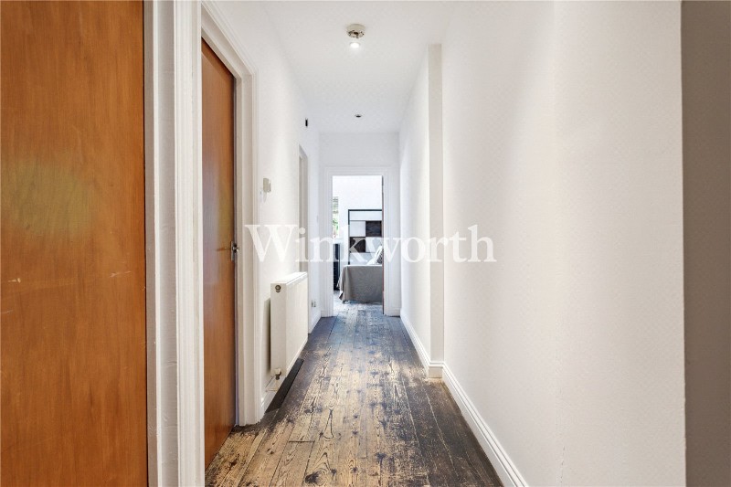 Spencer Avenue, London, N13