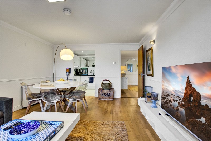 Greenfell Mansions, Glaisher Street, London, SE8