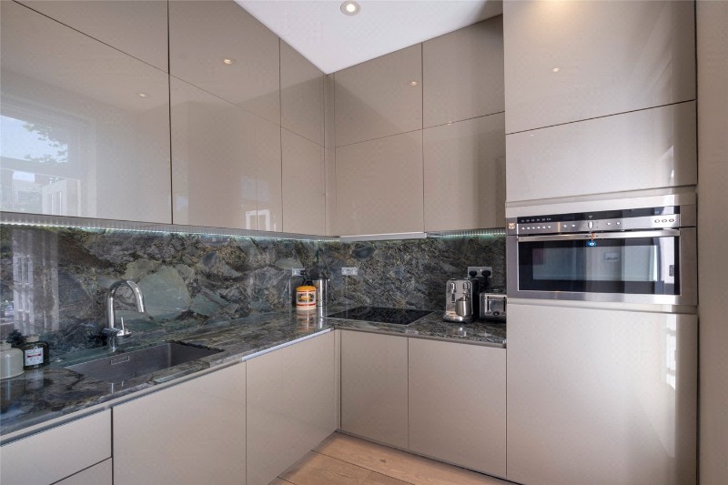 Elgin Avenue, London, W9