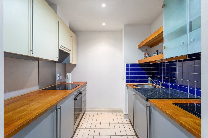 Adler Street, London, E1