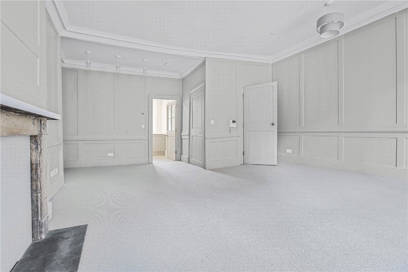 Great Ormond Street, London, WC1N