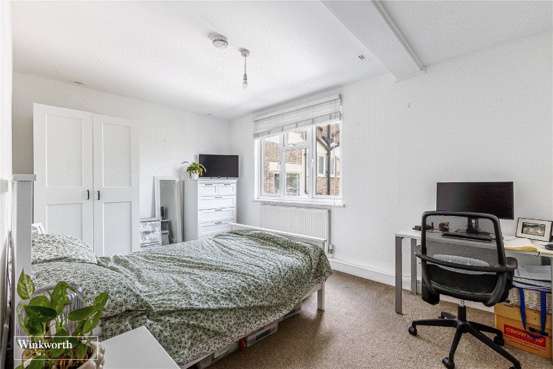 Chiswick High Road, London, W4