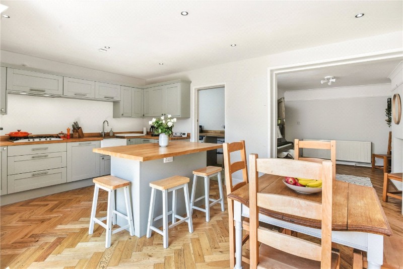 Hathaway Lane, Stratford-upon-Avon, Warwickshire, CV37