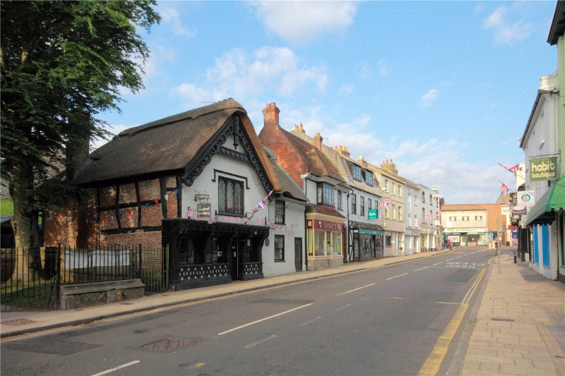 104 Bargates, Christchurch, Dorset, BH23