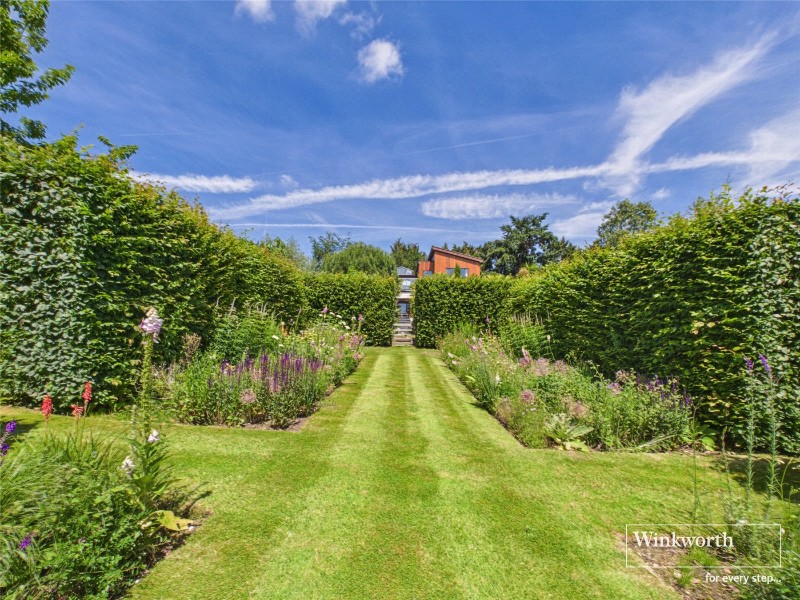 Newbury Road, Headley, Thatcham, Hampshire, RG19