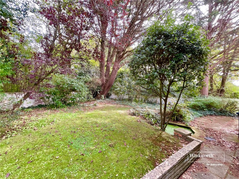 Chewton Common Road, Highcliffe, Christchurch, Dorset, BH23