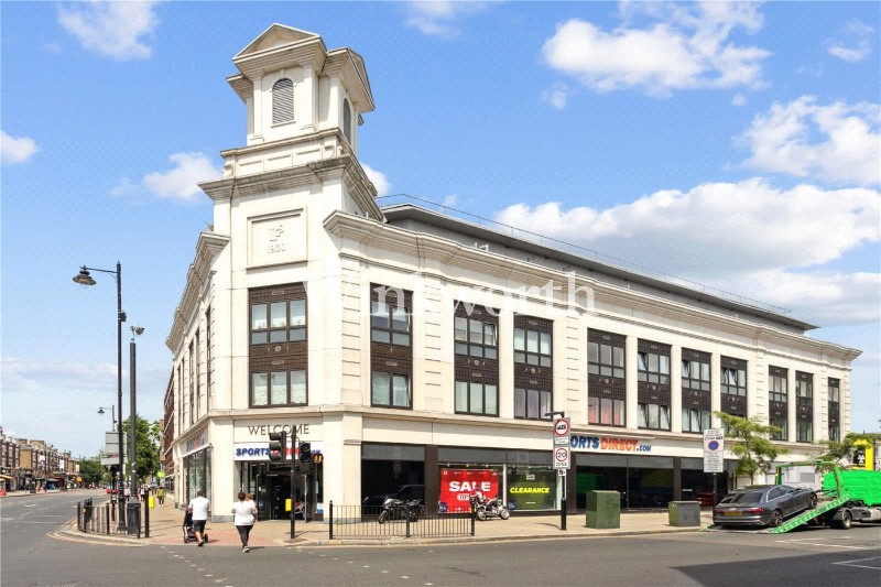 High Road, London, N17