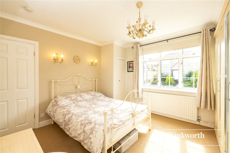 County Gate, New Barnet, EN5