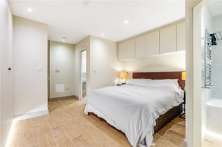 Richards Place, London, SW3