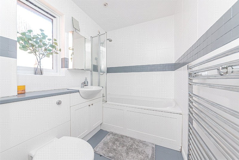 Merryman Drive, Crowthorne, Berkshire, RG45