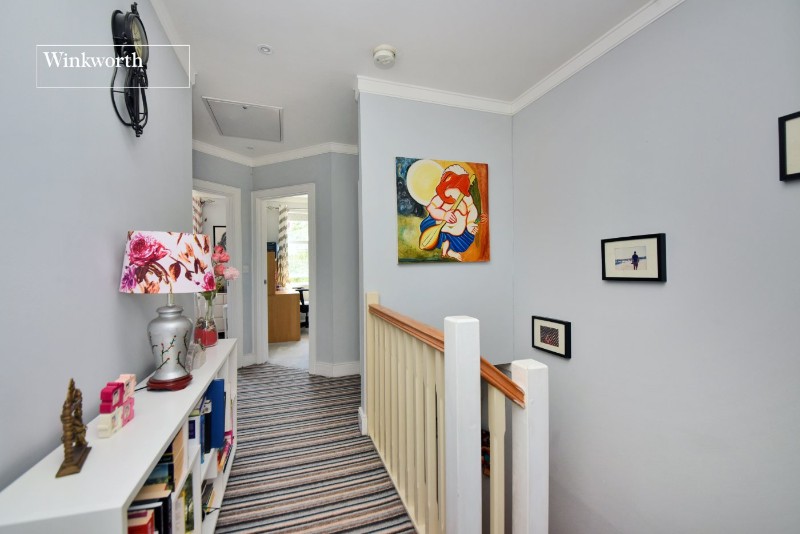 Lewiston Close, Worcester Park, KT4