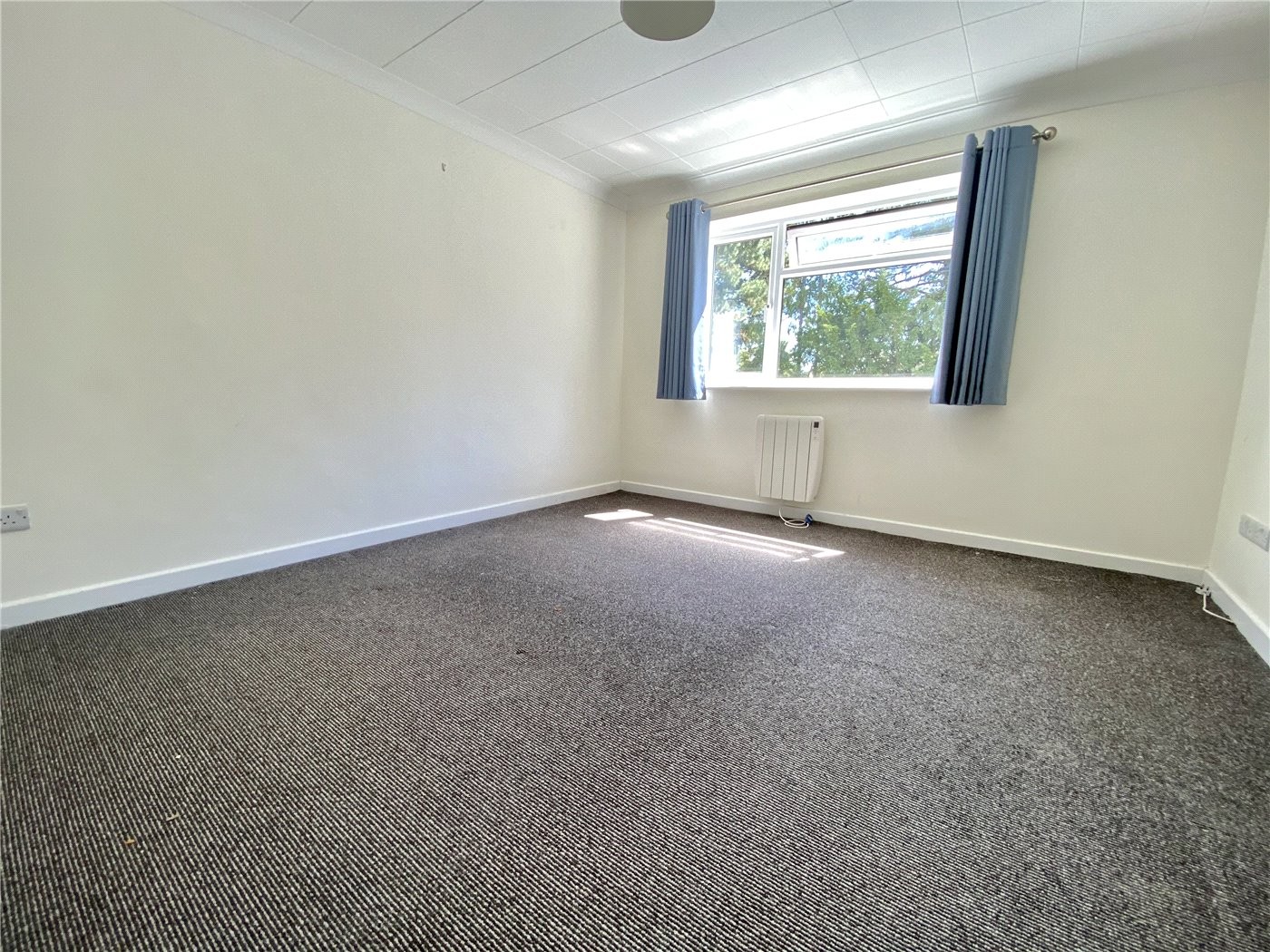 2 bedroom property for sale in Clarendon Road, Bournemouth, BH4 £295,000