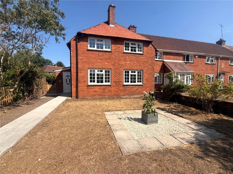 Lansdowne Close, Romsey, Hampshire, SO51
