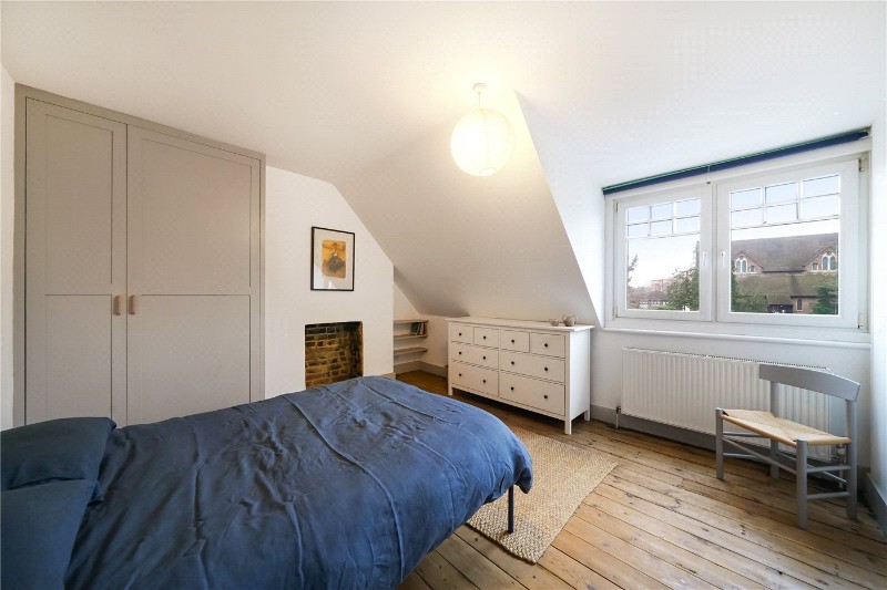 Rokesly Avenue, London, N8