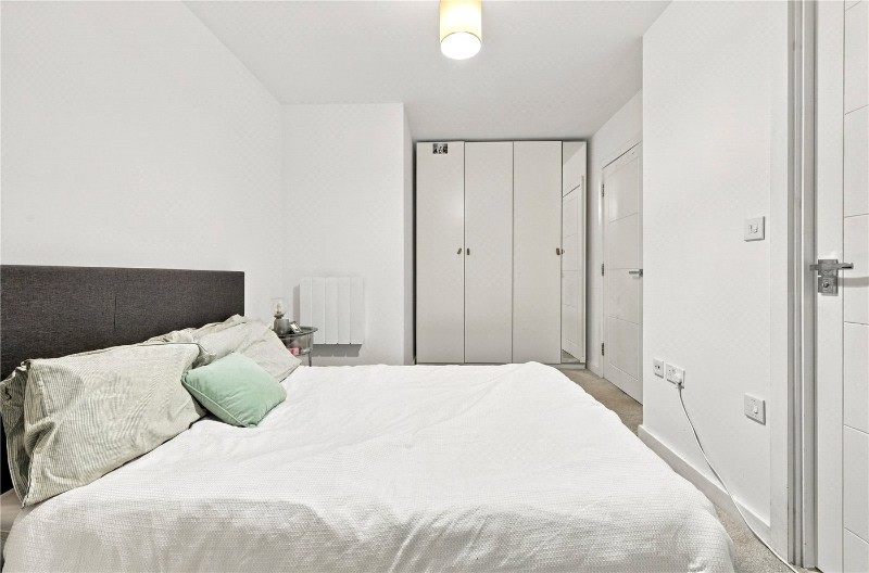 Seven Sisters Road, London, N4