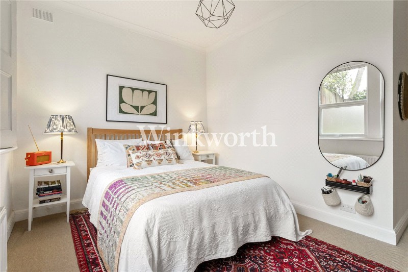 Queens Drive, London, N4