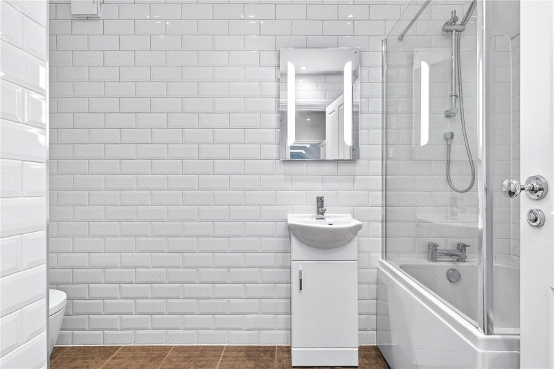 Queens Road, Weybridge, Surrey, KT13