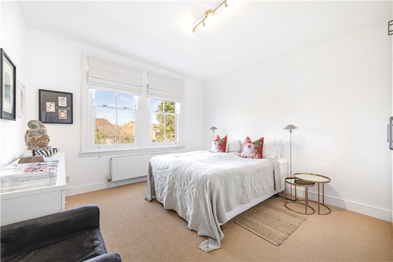 Brook Gardens, Barnes, London, SW13