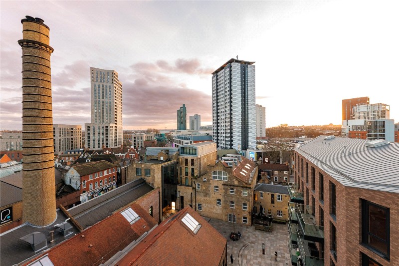 Bellwether Lane, London, SW18