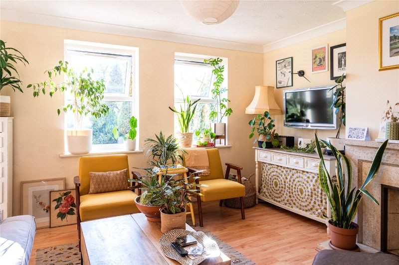 Peregrine Court, London, SW16