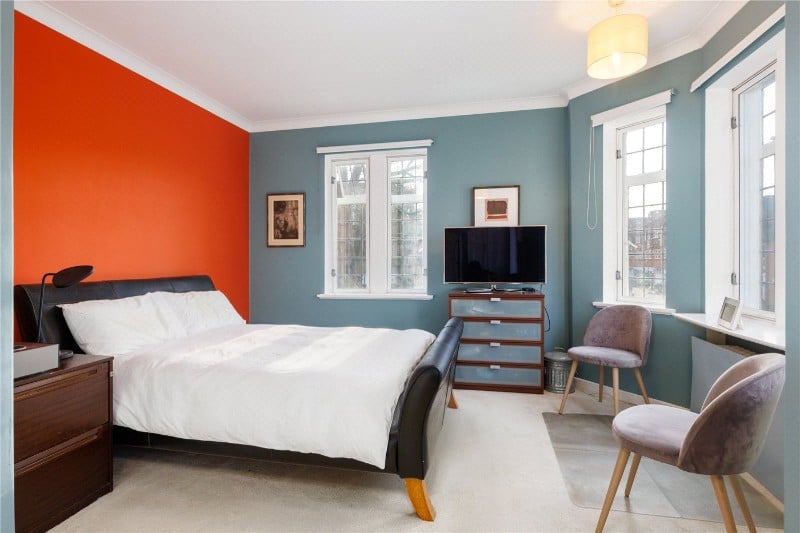 Kings Keep, London, SW15