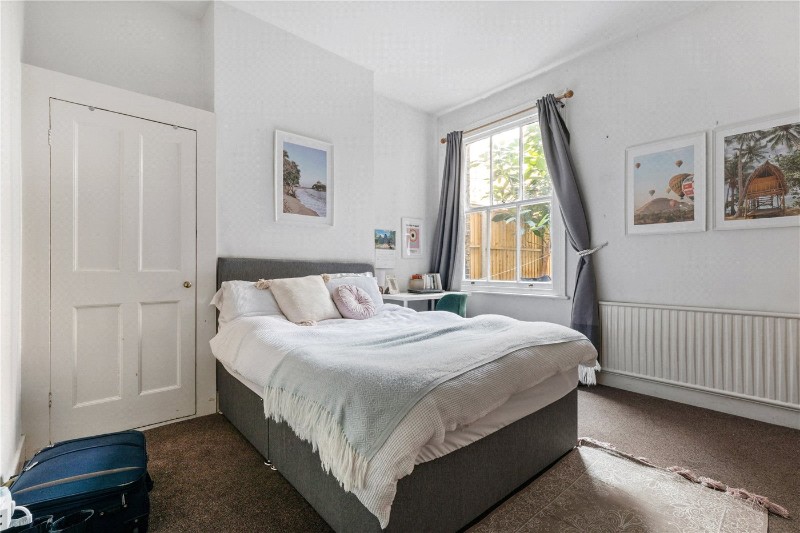 Tooting Bec Road, London, SW17