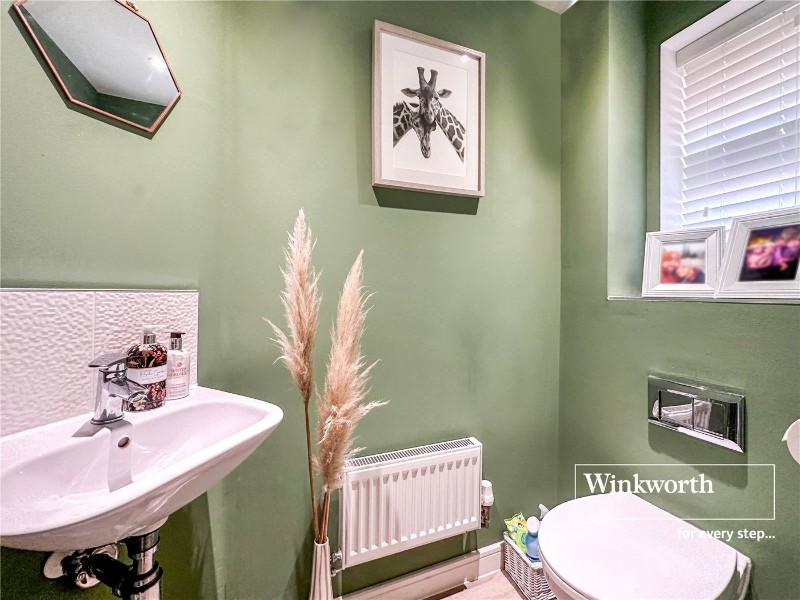 Paddocks Way, Ferndown, Dorset, BH22