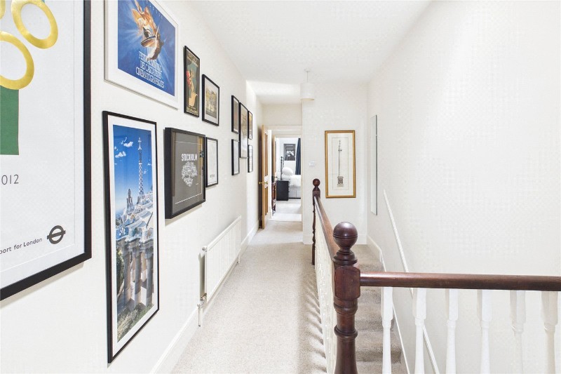 Salford Road, London, SW2