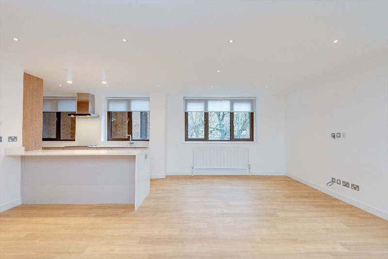 Queens Court, Finchley Road, St John&#39;s Wood, London, NW8