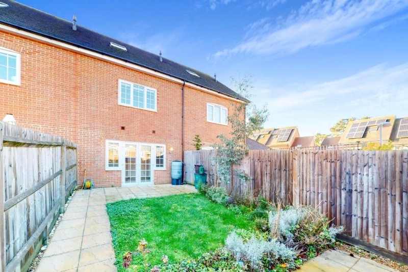 Damson Way, Carshalton, SM5