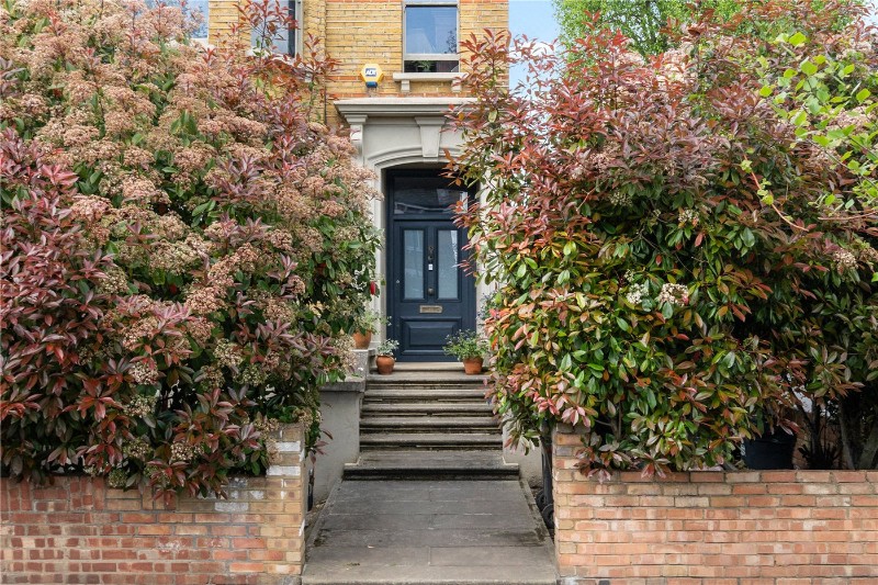 Mildenhall Road, London, E5