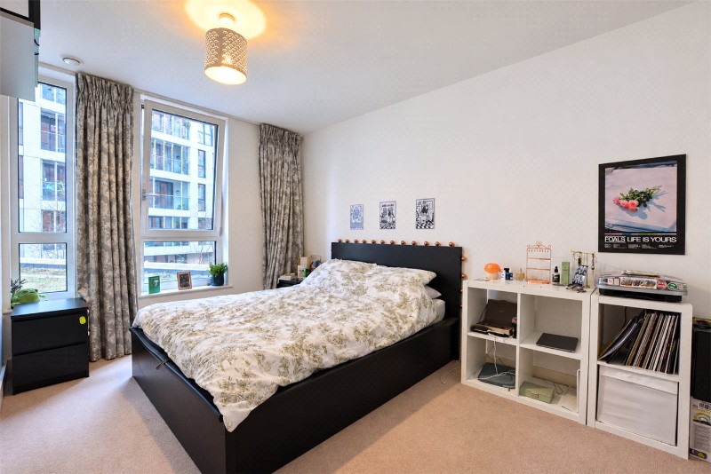 Telegraph Avenue, London, SE10
