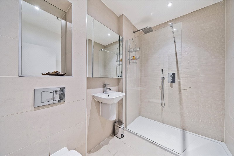 Granite Apartments, 30 River Gardens Walk, Greenwich, London, SE10