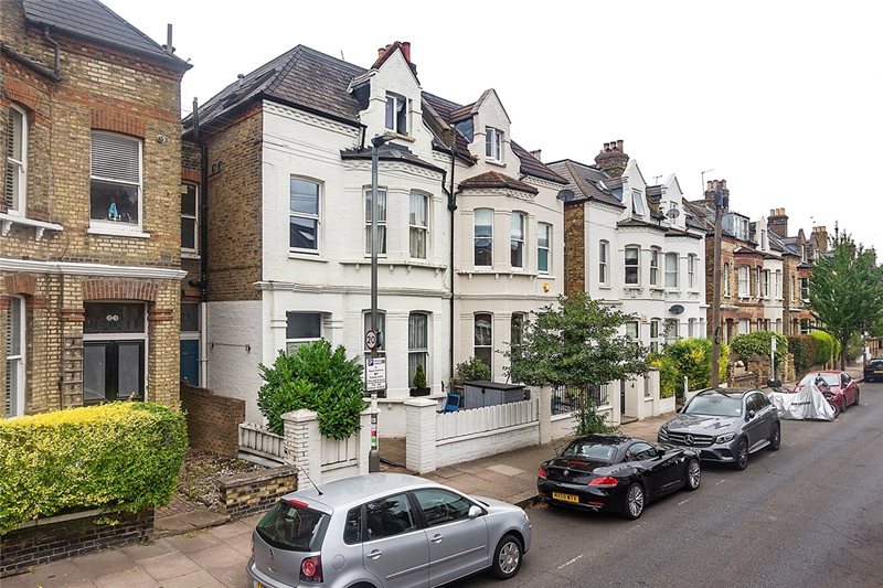 Cromford Road, London, SW18
