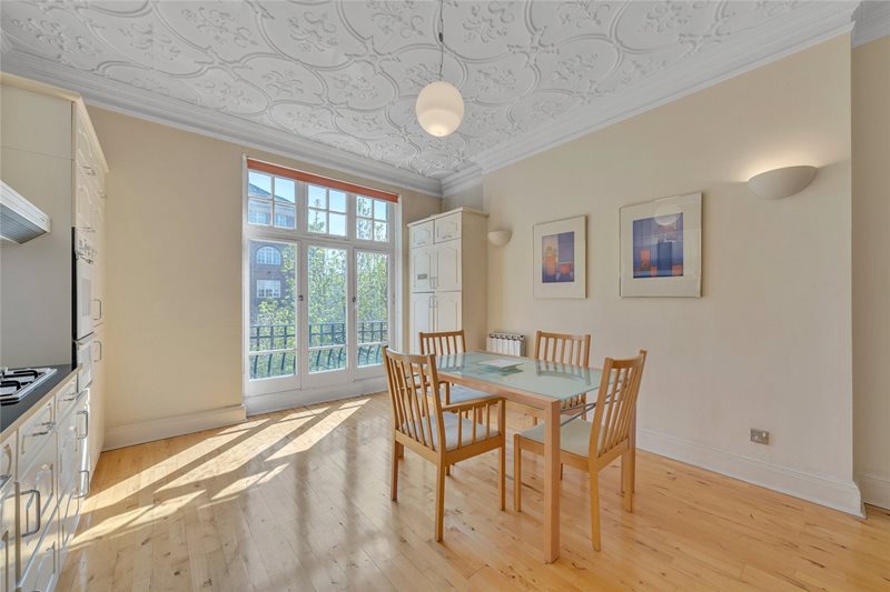 Vale Court, Maida Vale, London, W9