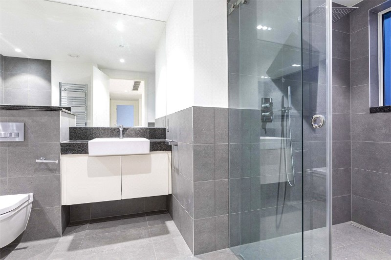 Kingsway, London, WC2B