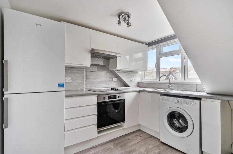 Gatestone Road, London, SE19