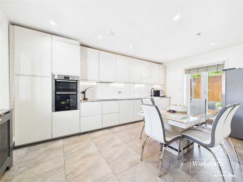 Kingsbury Road, Kingsbury, London, NW9