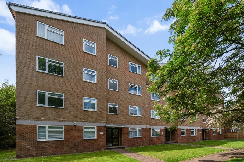 Brackley Road, Beckenham, BR3