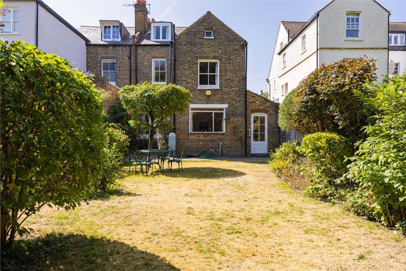 Dryburgh Road, London, SW15