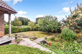 Woodbury Avenue, Petersfield, Hampshire, GU32