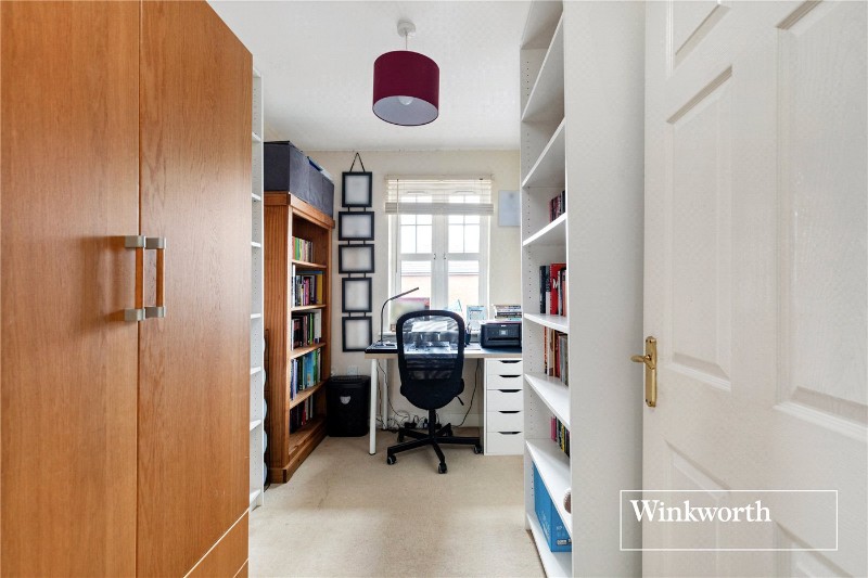 Shillingford Close, Mill Hill East, London, NW7