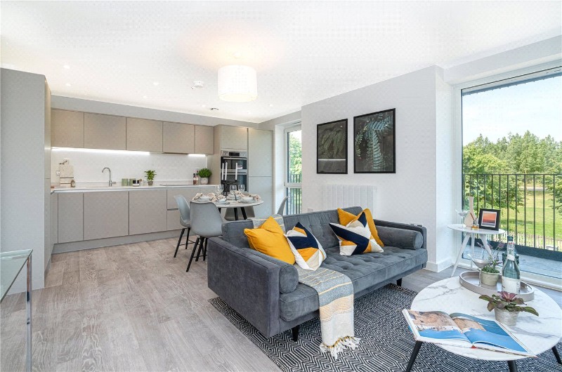 Seven Sisters Road, London, N4